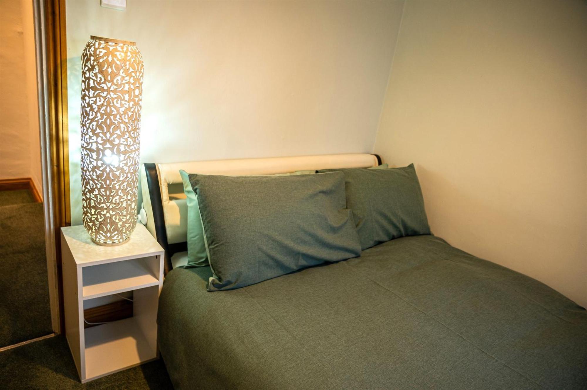 2 Bedroom Charming & Luxury Malt Cottage, Garden, Netflix, Free Parking 버튼온더워터 외부 사진